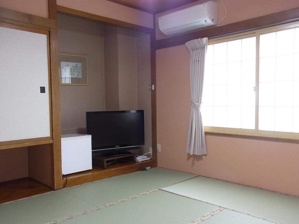 Hotel New Mondo Yuzawa  Habitación foto