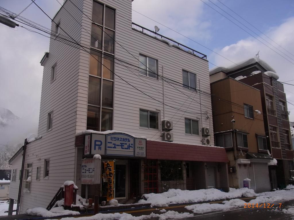 Hotel New Mondo Yuzawa  Exterior foto